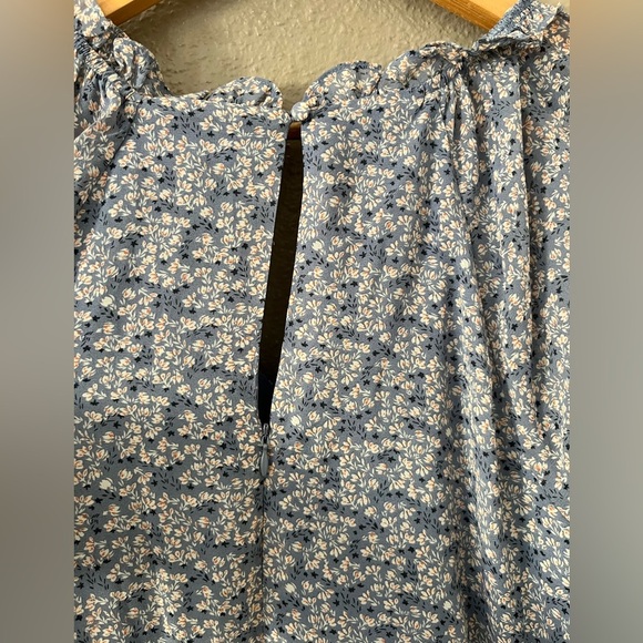 NEW ASTR The Label Blue Floral Long Sleeve Tiered Ruffle Shirred Mini Dress Sz M - Picture 12 of 14